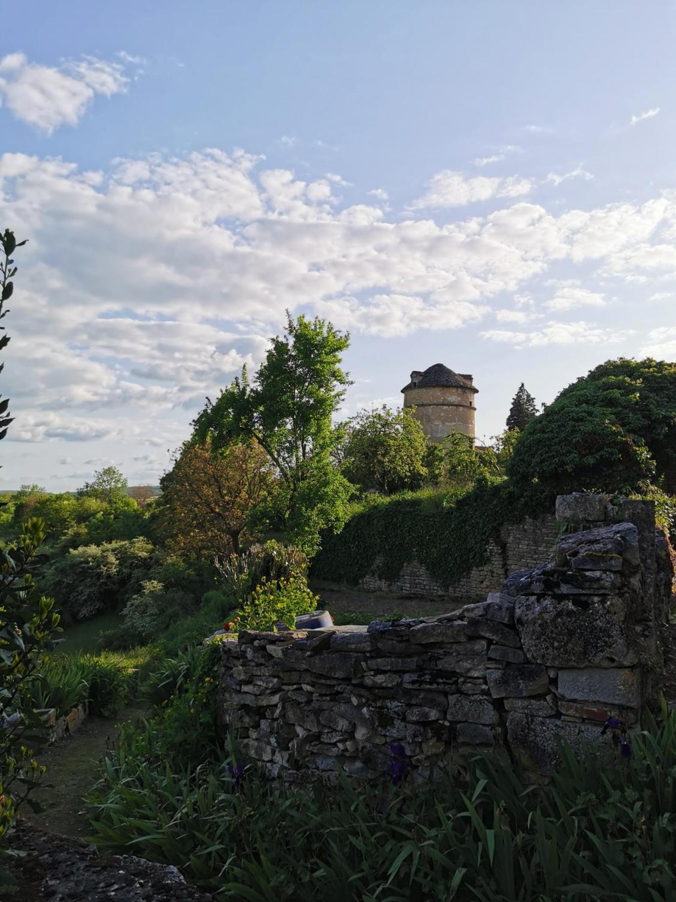 Studio Au Calme Avec Terrasse Rougemont  外观 照片
